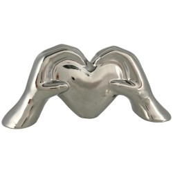 Figura Decorativa Concepts Life Diseño Manos con Corazón