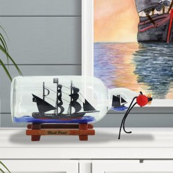 Barco Perla Negra a Escala en una Botella 27 cm