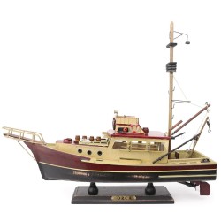 Figura Barco de Pesca Modelo Orca 20"