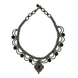 Collar Venado Chaquira Artesanal