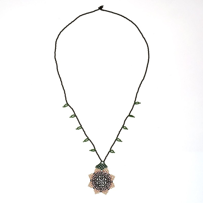 Collar Rama Chaquira Artesanal